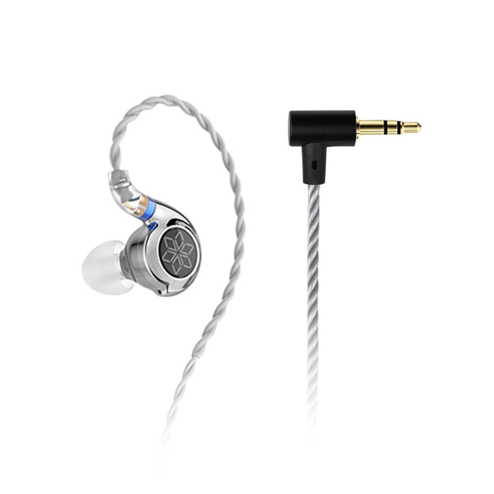IEM FiiO FD11 con driver dinámico de carbono, doble cámara y doble imán. Graves profundos, 24Ω, cable 0.78 mm (2-pin) y plug 3.5 mm. Carcasa metálica.