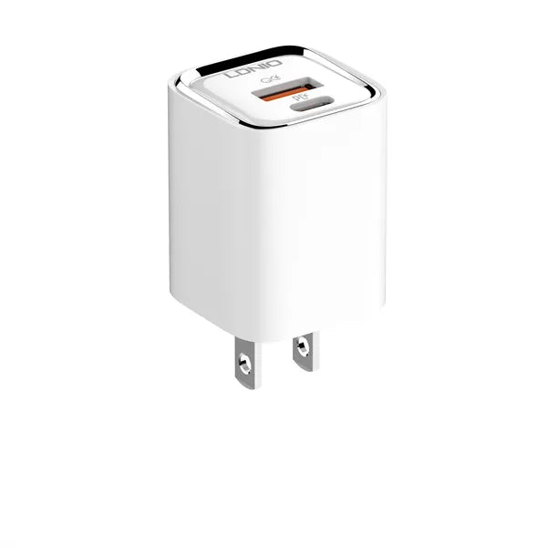 Cargador LDNIO A2317C 30W con USB-C PD y USB-A QC. Compacto, seguro (9 protecciones) y compatible con PD/QC. Ideal para casa, oficina y viajes.